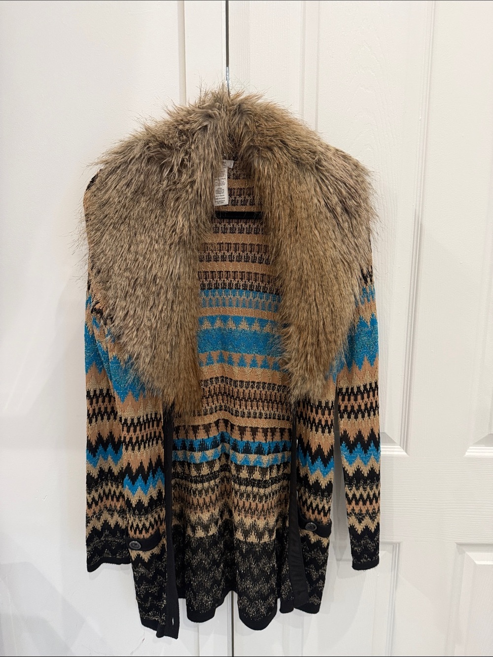 Cache Faux-Fur Collar Knit Cardigan w/detachable fur